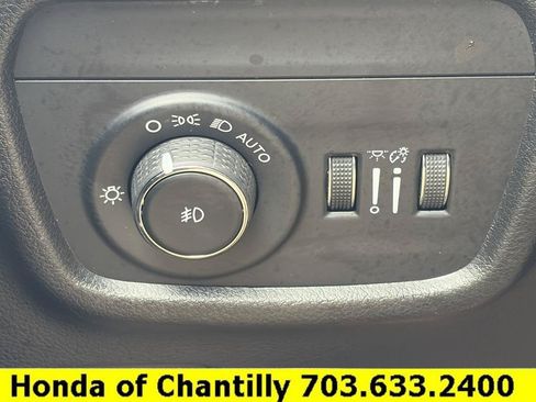 Used 2021 Jeep Grand Cherokee L Limited AWD/4WD image 14