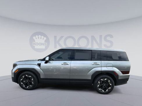 Used 2024 Hyundai Santa Fe SE image 2