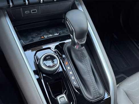 New 2026 Chevrolet Colorado ZR2 w/ ZR2 Bison Edition image 21