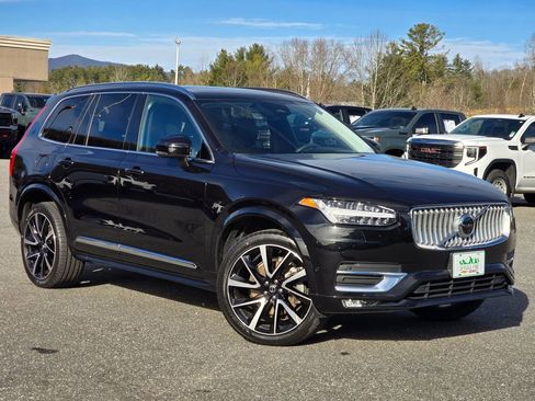 Used 2023 Volvo XC90 B6 Plus w/ Protection Package Premier image 16