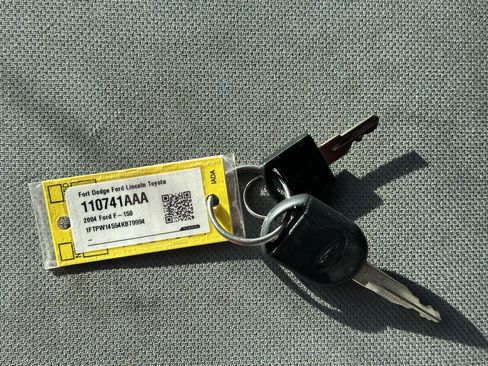 Used 2004 Ford F150 XLT image 29