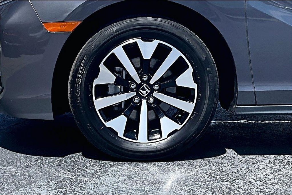 Used 2025 Honda Odyssey EX-L image 33