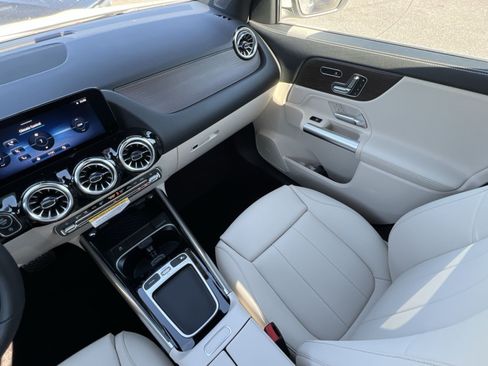 New 2026 Mercedes-Benz GLA 250 4MATIC image 14