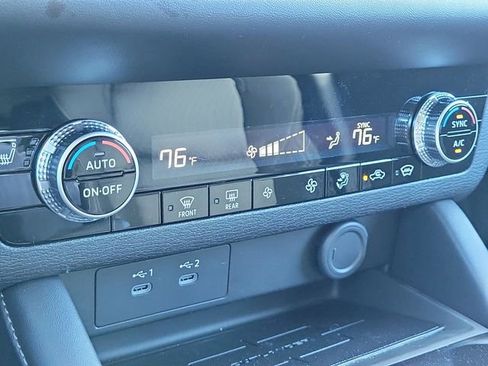 New 2026 Mitsubishi Outlander ES AWD/4WD image 30