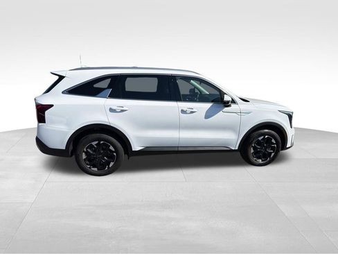 Used 2024 Kia Sorento S AWD/4WD image 12