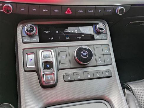 Used 2025 Hyundai Palisade Calligraphy image 13