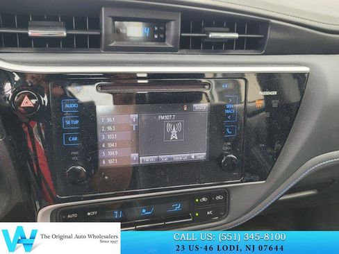 Used 2017 Toyota Corolla SE w/ Carpet Mat Package (TMS) image 19