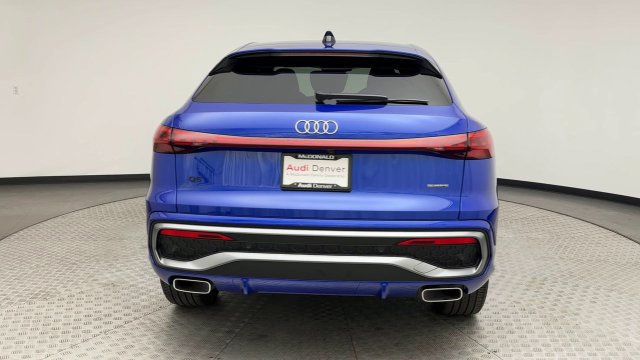 Used 2025 Audi Q5 Premium Plus AWD/4WD image 3