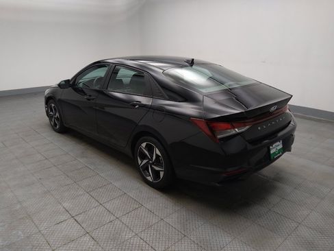 Used 2023 Hyundai Elantra SEL w/ Convenience Package FWD image 3