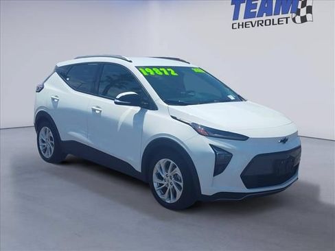 Certified 2023 Chevrolet Bolt EUV LT FWD image 6