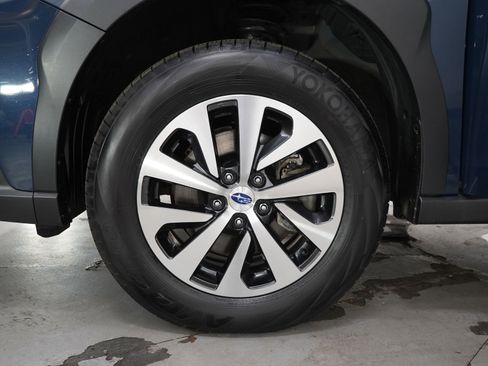 Used 2024 Subaru Outback AWD/4WD image 27