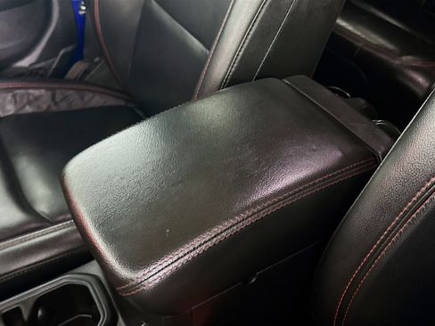 Used 2018 Jeep Wrangler Unlimited Rubicon image 18