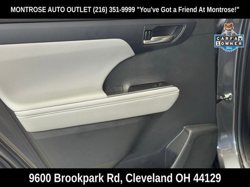 Used 2023 Toyota Highlander XLE image 35