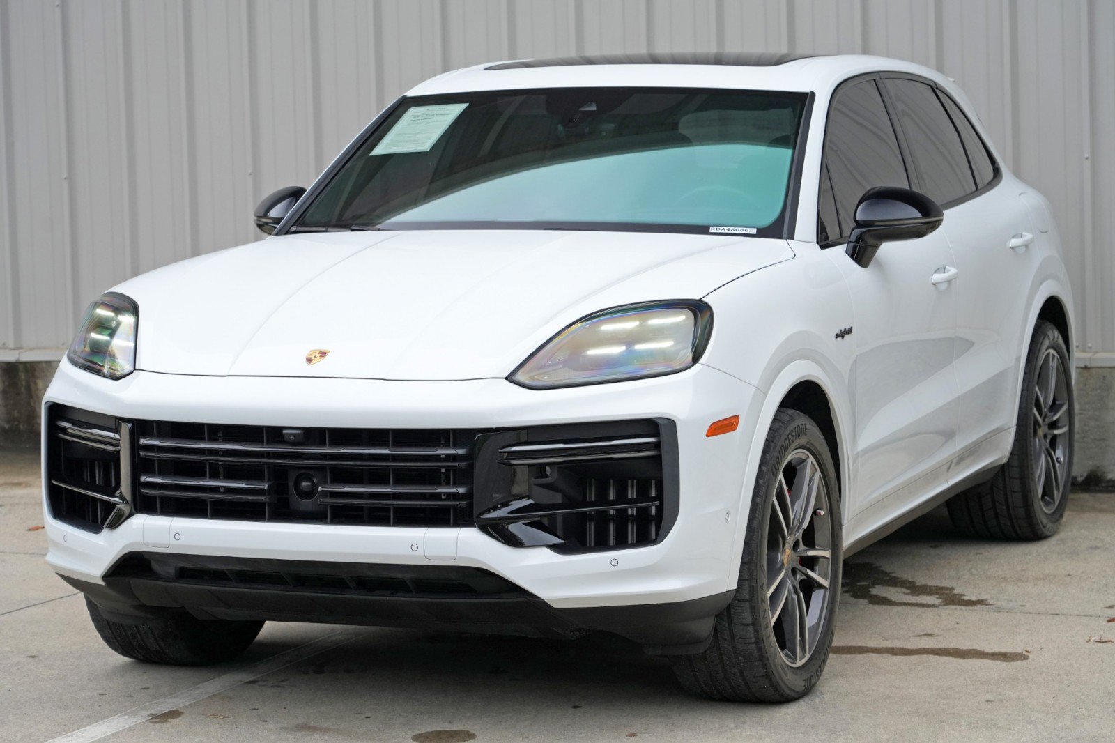 Used 2024 Porsche Cayenne Turbo AWD/4WD image 56