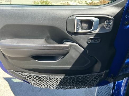 Used 2019 Jeep Wrangler Unlimited Sport S AWD/4WD image 11