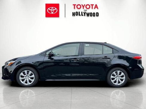 New 2026 Toyota Corolla LE FWD image 9