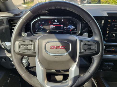 Used 2022 GMC Sierra 1500 Elevation w/ Elevation Premium Package image 20