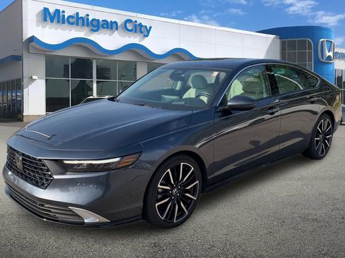 Certified 2023 Honda Accord Touring image 1