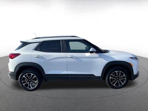 Used 2025 Chevrolet TrailBlazer LT image 16