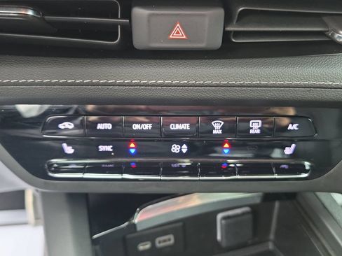 Certified 2023 Buick Envision Essence w/ Sport Touring Package AWD/4WD image 26