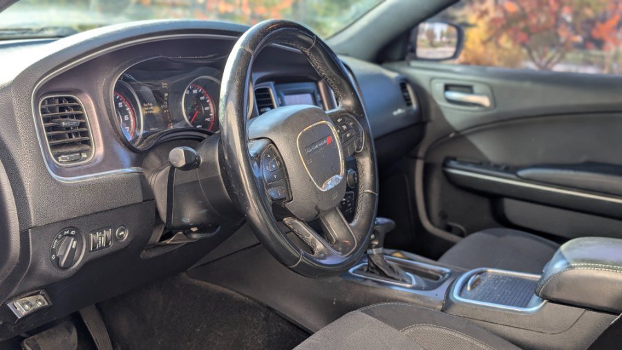 Used 2015 Dodge Charger SE w/ Popular Equipment Group RWD image 14