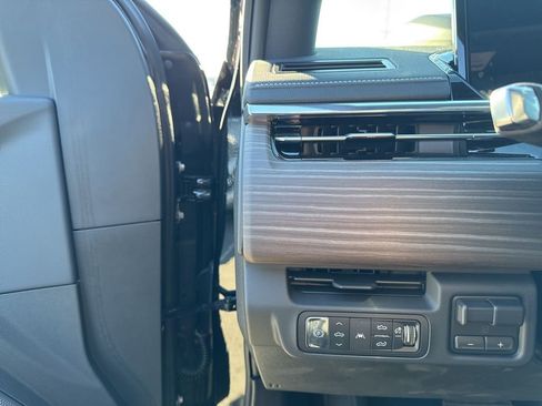 New 2025 GMC Sierra EV Denali image 14