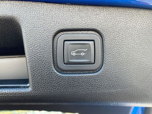 Used 2024 Chevrolet Blazer EV LT AWD/4WD image 31