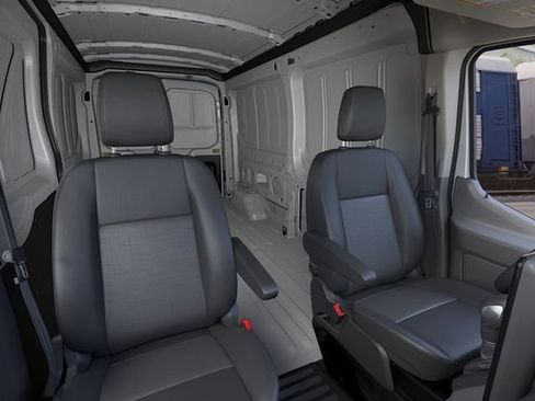 New 2026 Ford Transit 250 148 Medium Roof RWD image 10