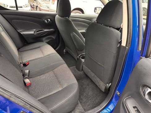 Used 2015 Nissan Versa SV image 7