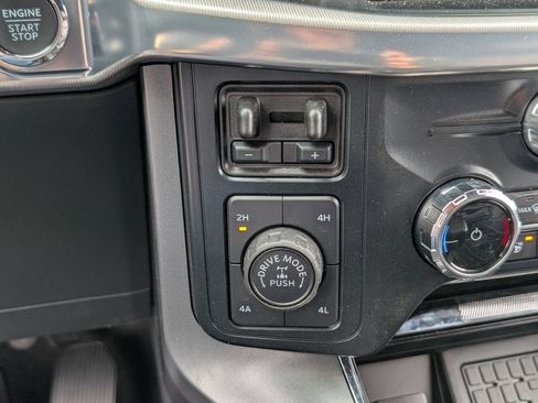 New 2025 Ford F150 Lariat w/ Equipment Group 502A High image 25