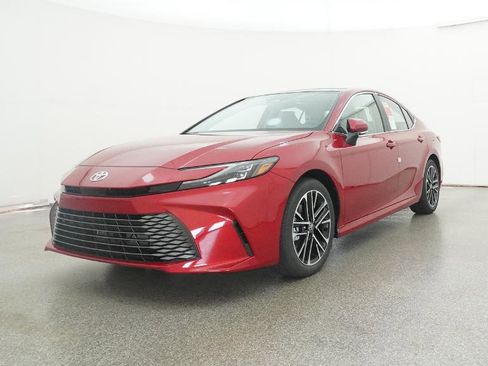 New 2026 Toyota Camry XLE FWD image 5