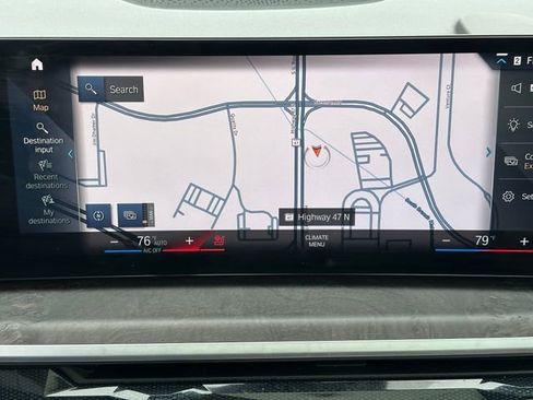 Used 2023 BMW X7 xDrive40i w/ M Sport Package image 30