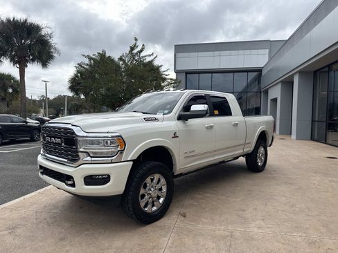 Used 2021 RAM 2500 Limited image 7