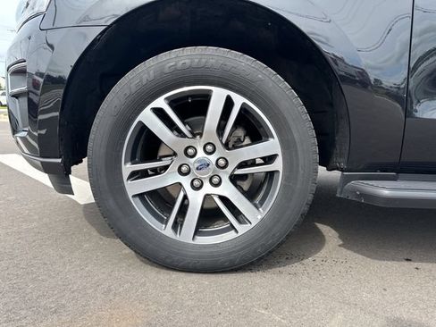 Certified 2024 Ford Expedition Limited AWD/4WD image 7