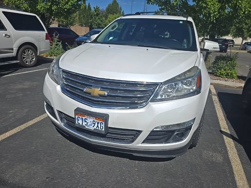 Used 2016 Chevrolet Traverse LT AWD/4WD image 2