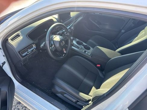 Used 2023 Honda Civic Sport image 35