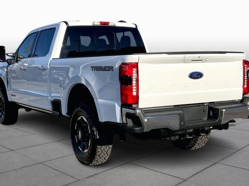 Used 2026 Ford F250 Lariat w/ Tremor Off-Road Package image 11