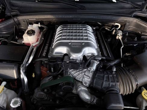 Used 2021 Dodge Durango SRT Hellcat w/ Technology Group AWD/4WD image 21