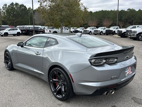 Used 2023 Chevrolet Camaro SS image 5