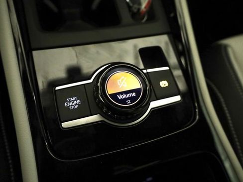 New 2026 Volkswagen Tiguan SEL R-Line image 21