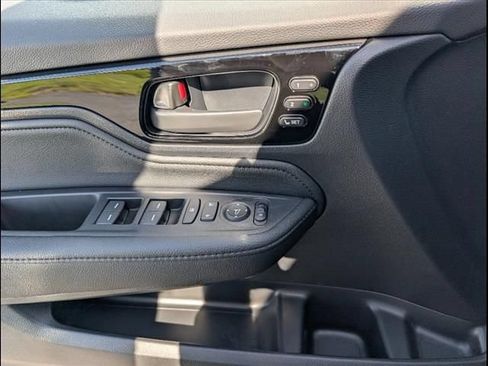 Certified 2026 Honda Odyssey Touring image 16
