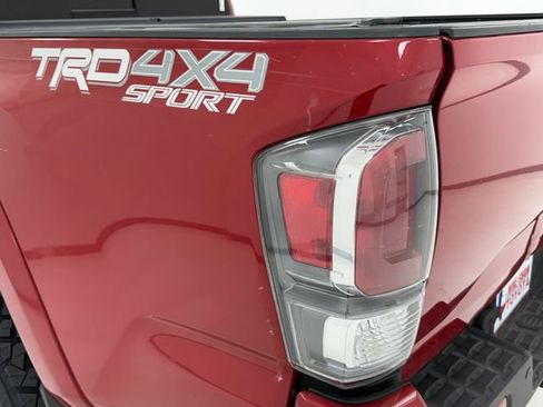 Used 2022 Toyota Tacoma TRD Sport w/ Technology Package AWD/4WD image 36