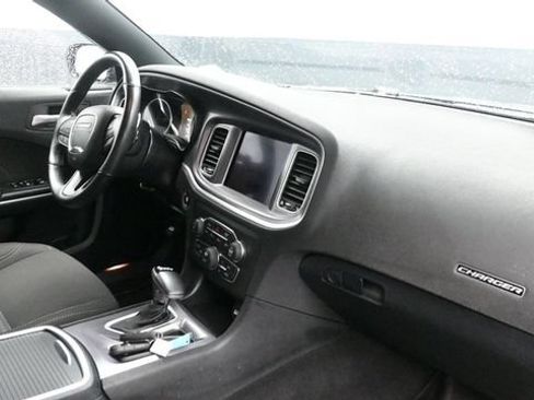 Used 2021 Dodge Charger SXT AWD/4WD image 14