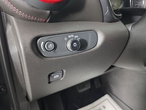 Used 2021 Chevrolet Blazer RS w/ Enhanced Convenience Package image 16