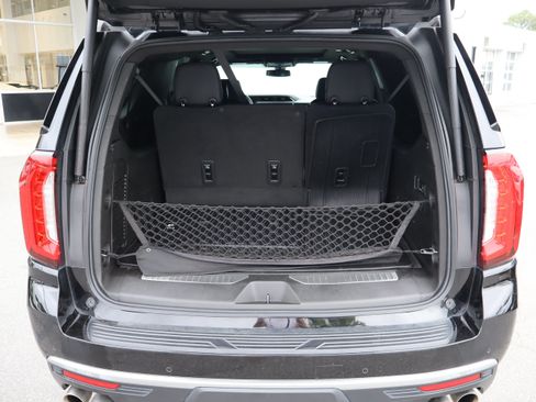 Used 2022 GMC Yukon XL Denali AWD/4WD image 37