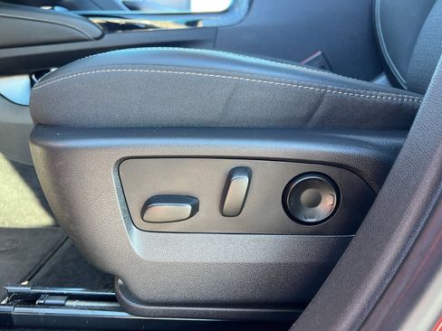 Used 2022 Buick Envision Preferred image 16