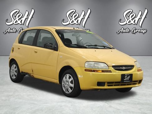 Used 2005 Chevrolet Aveo LS image 2