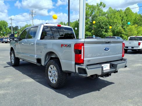 Used 2024 Ford F250 Lariat w/ Lariat Ultimate Package AWD/4WD image 24