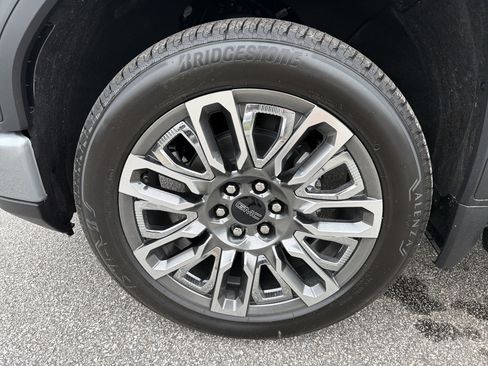 New 2026 GMC Sierra 1500 Denali Ultimate AWD/4WD image 12
