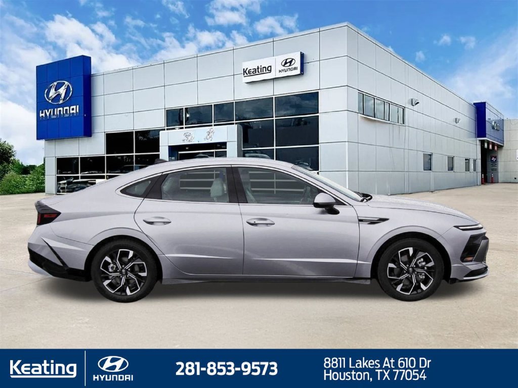 Certified 2025 Hyundai Sonata SEL FWD image 4